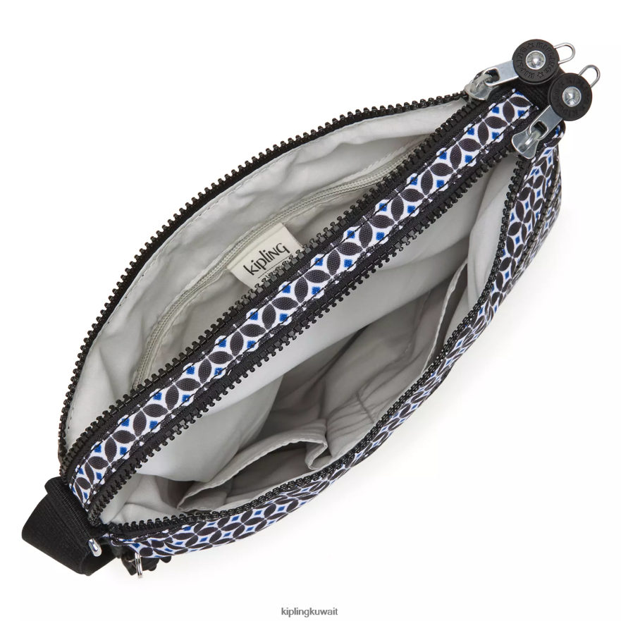 Kipling حقيبة كروس بطبعة ألفار نحيف بلاط مسود ZR2RH145 حقائب كروسبودي