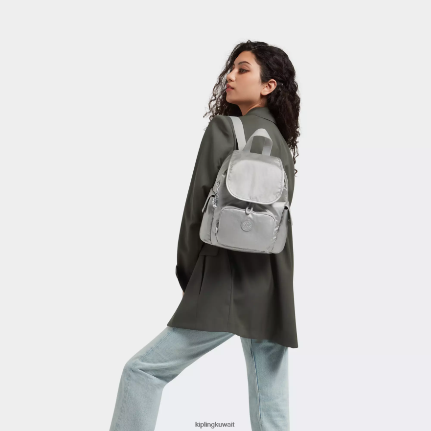 Kipling حقيبة ظهر معدنية صغيرة سيتي باك نحيف لامع لامع ZR2RH388 أكياس صغيرة