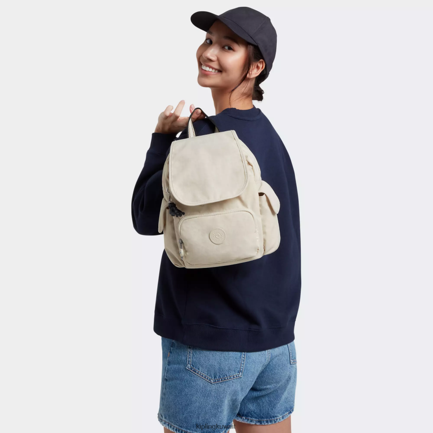 Kipling حقيبة ظهر صغيرة سيتي باك نحيف رمل خفيف ZR2RH417 أكياس صغيرة