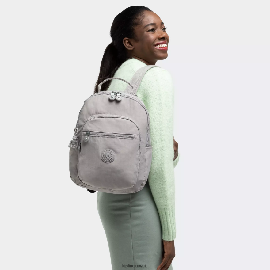Kipling حقيبة ظهر صغيرة للكمبيوتر اللوحي من سيول نحيف رمادي جريس ZR2RH419 مونوغرامبل